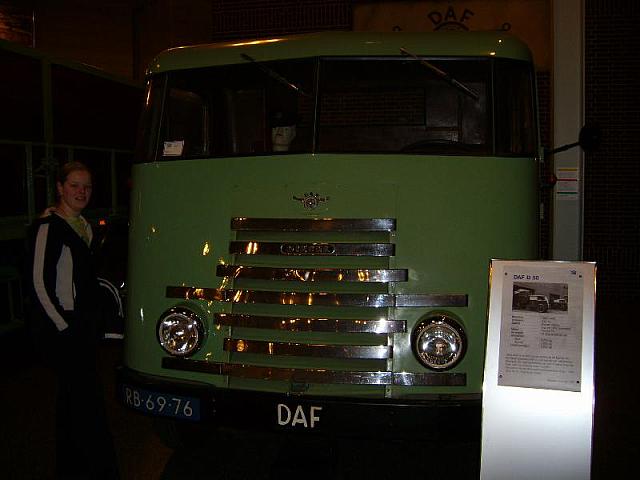 S6000233 800x600
