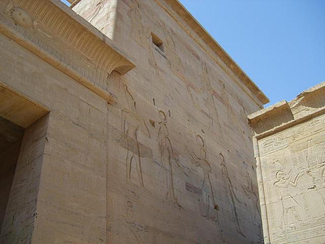 S6000185 800x600