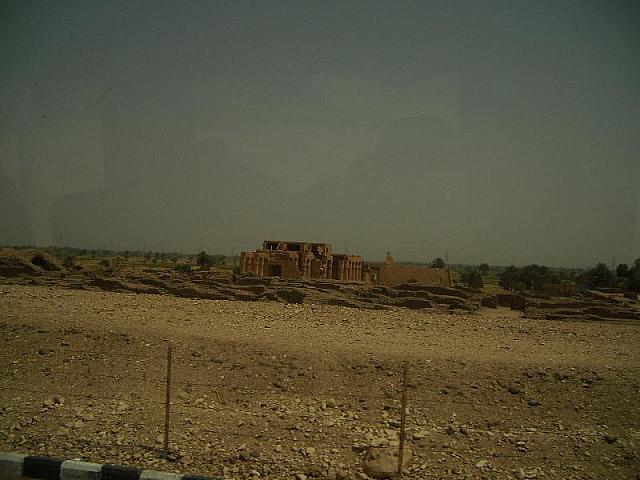 S6000457 800x600
