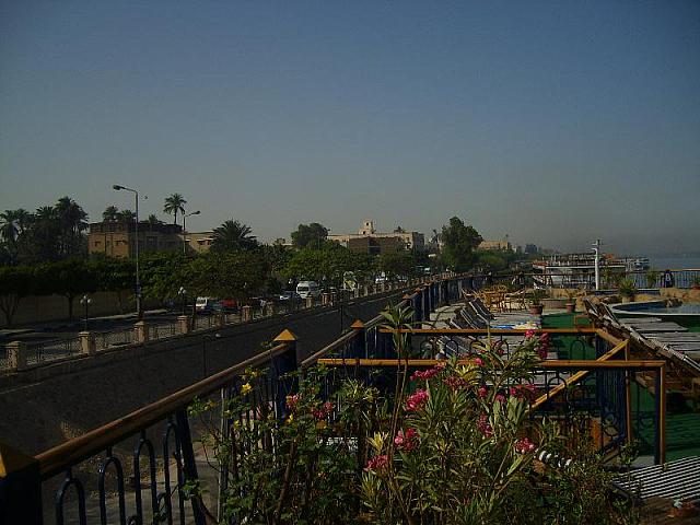 S6000496 800x600