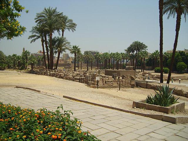 S6000603 800x600