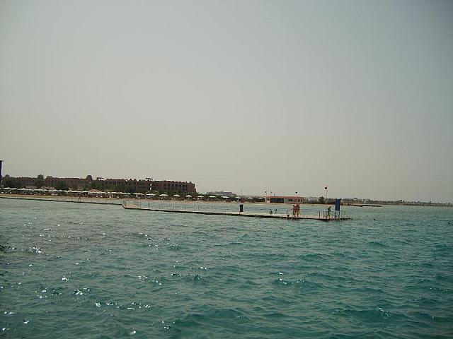 S6000782 800x600