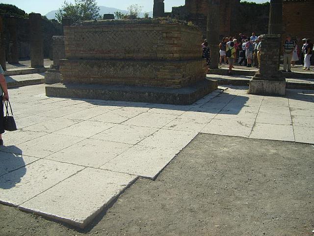 S6000643 800x600
