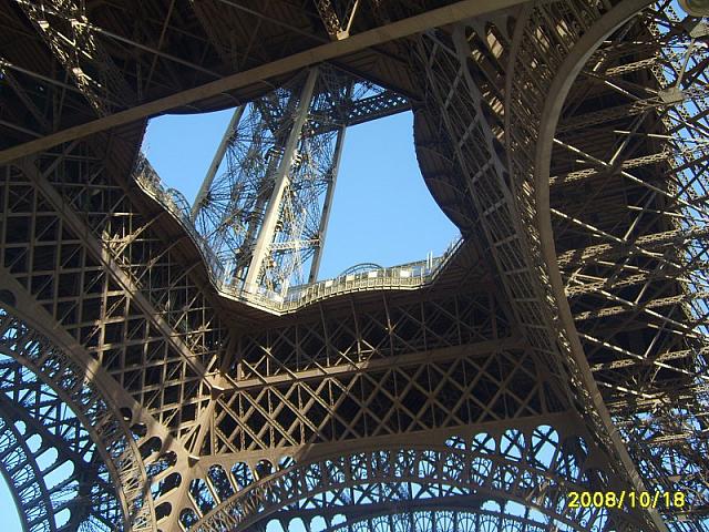 S6000069 800x600