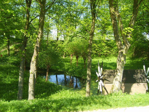 S6000033 600x450