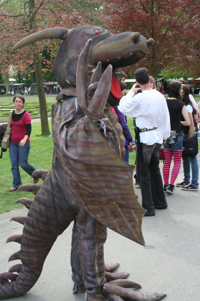20090425 294 400x600