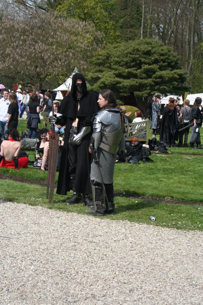 elf 2010 068 400x600