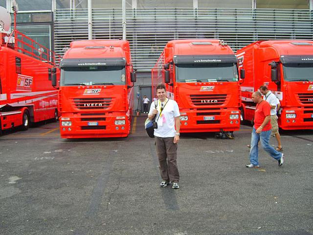 S6000103 800x600