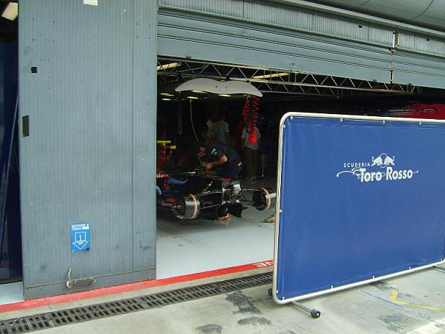 S6000128 800x600