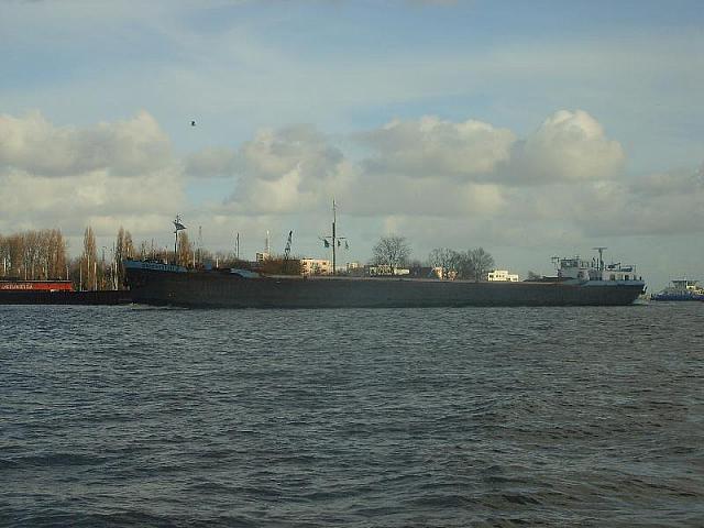 S6000087 800x600