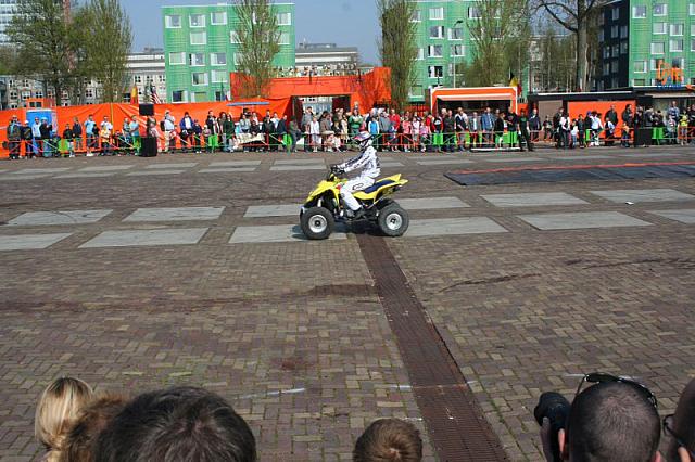 20090413 191 800x533