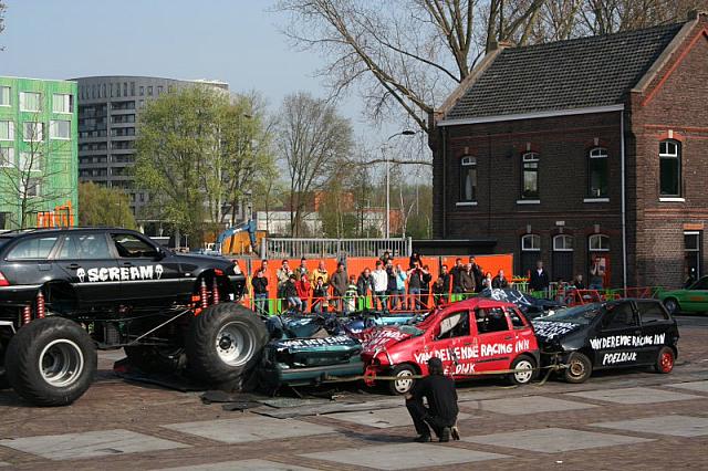 20090413 304 800x533