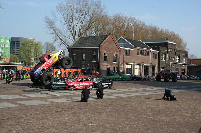 20090413 329 800x533