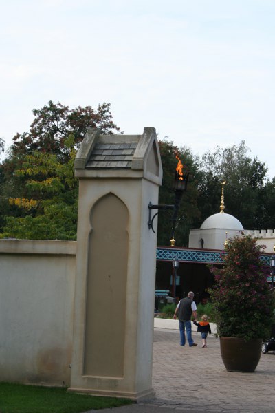 20090908 154 400x600