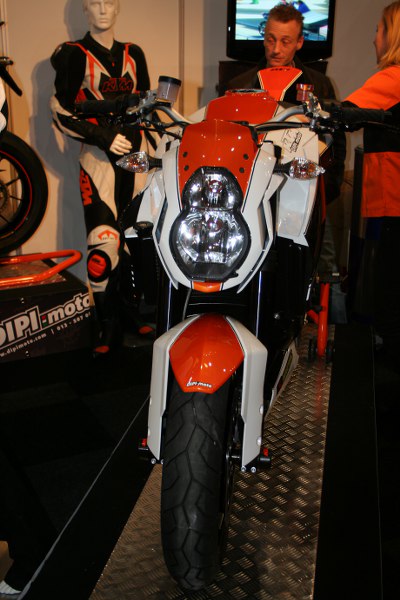 motorbeurs 059 400x600