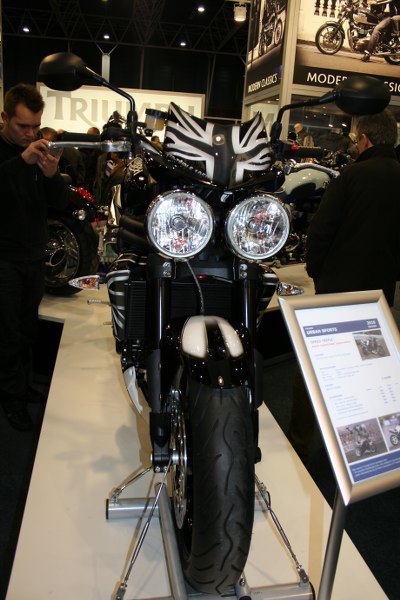 motorbeurs 208 400x600