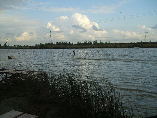 S6000033 800x600