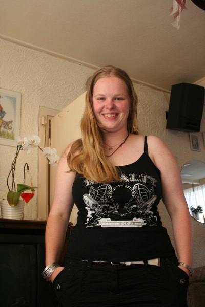 20090621 21 400x600