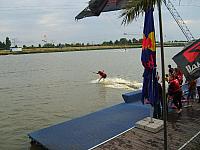 S6000064 800x600